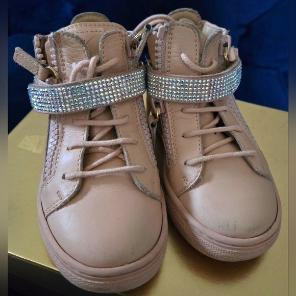 Giuseppe Zanotti sneakers sz 24/ us 8 toddler